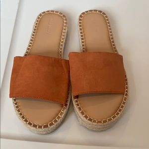 Size 8.5 Rust Sandals
